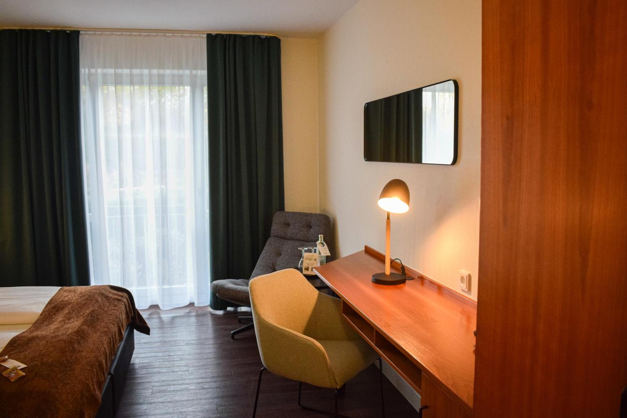 Landhotel Rügheim Exterior foto